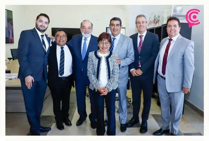 El empresario Carlos Slim se reúne en Puebla con Sergio Salomón Céspedes