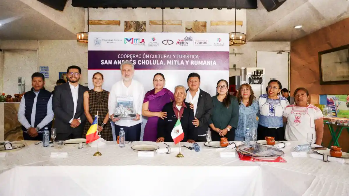 Extiende Gobierno de San Andrés Cholula lazos de cooperación con Rumania y con Mitla