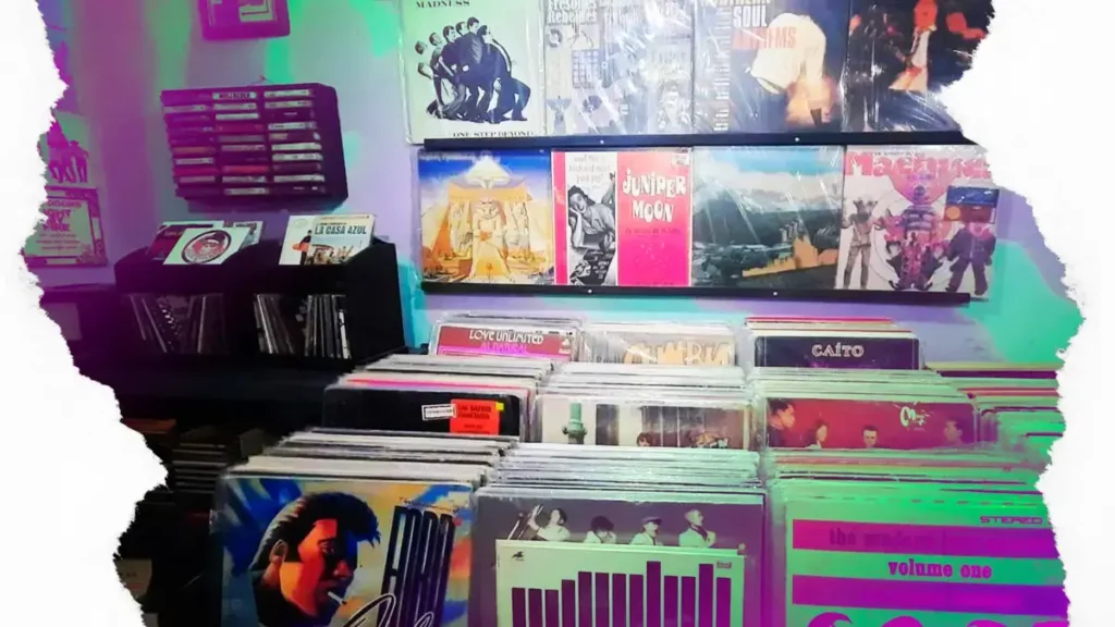 Conoce las tiendas de música más originales en Puebla; ofertan desde vinilos hasta accesorios
