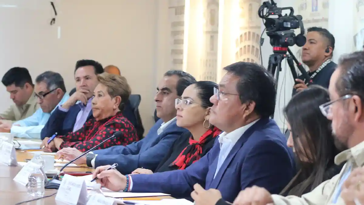 Comparecen titulares de SOAPAP y Agua de Puebla en el Congreso del Estado