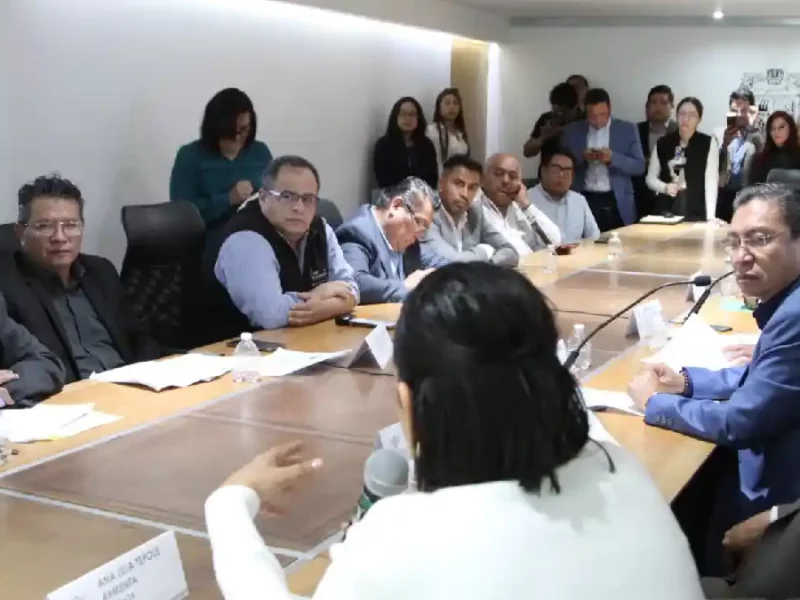 Comisión de Trabajo refrenda compromiso para laborar de la mano con organizaciones del sector