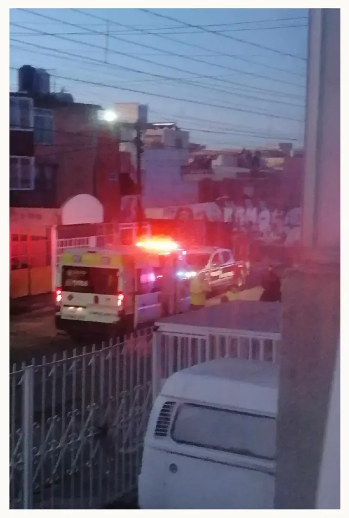 Hombre resulta baleado en la pierna durante aparente intento de asalto en Las Hadas, Puebla 