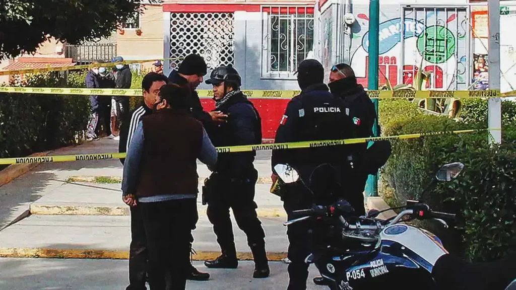 José circulaba en su motocicleta y delincuentes lo balearon en Texmelucan; murió en el hospital