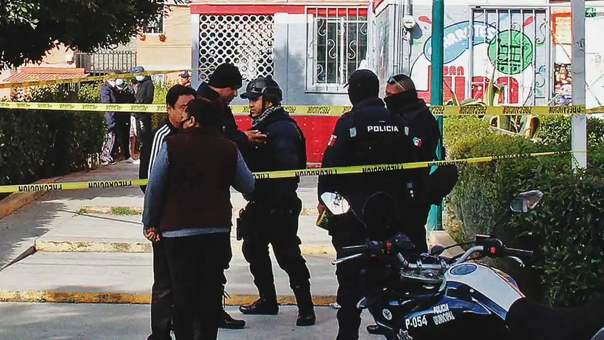 José circulaba en su motocicleta y delincuentes lo balearon en Texmelucan; murió en el hospital