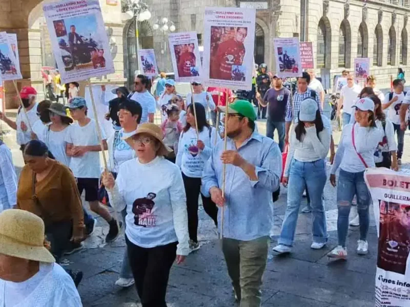 Por la desaparición de Guillermo Raúl, familiares se manifiestan en Puebla y exigen justicia
