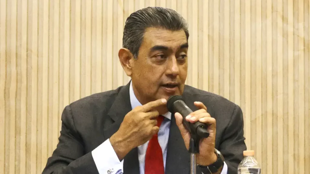“Se requiere un plan maestro para atender calles de Puebla”: Sergio Salomón Céspedes