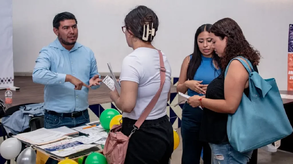 Recibe a cientos, 1er Reclutamiento con Empresas de la ciudad de Puebla