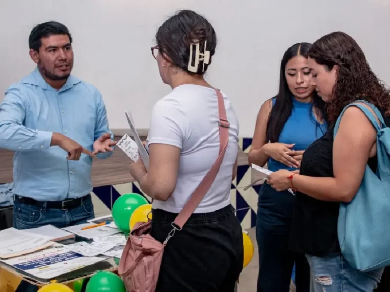 Recibe a cientos, 1er Reclutamiento con Empresas de la ciudad de Puebla