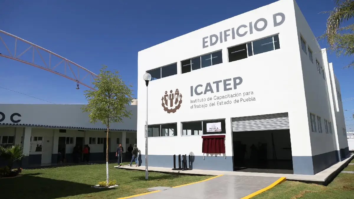 Para fomentar empleo y capacitación, Sergio Salomón inaugura nueva unidad del ICATEP