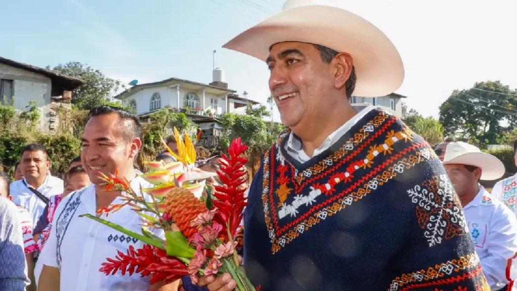 Deja huella gobierno estatal en todos los municipios de Puebla: Sergio Salomón