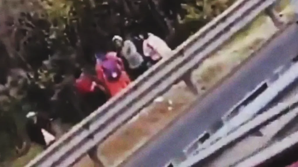 Asaltan a un grupo de personas mientras esperaban su transporte en la Puebla-Orizaba  