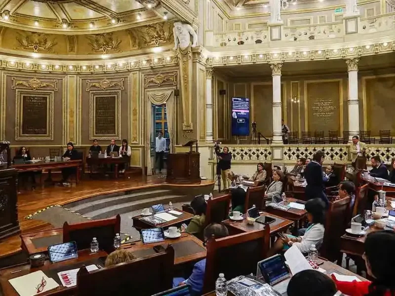 Tras el caso Marylin Cote, diputados proponen Ley de Profesiones en el Congreso de Puebla