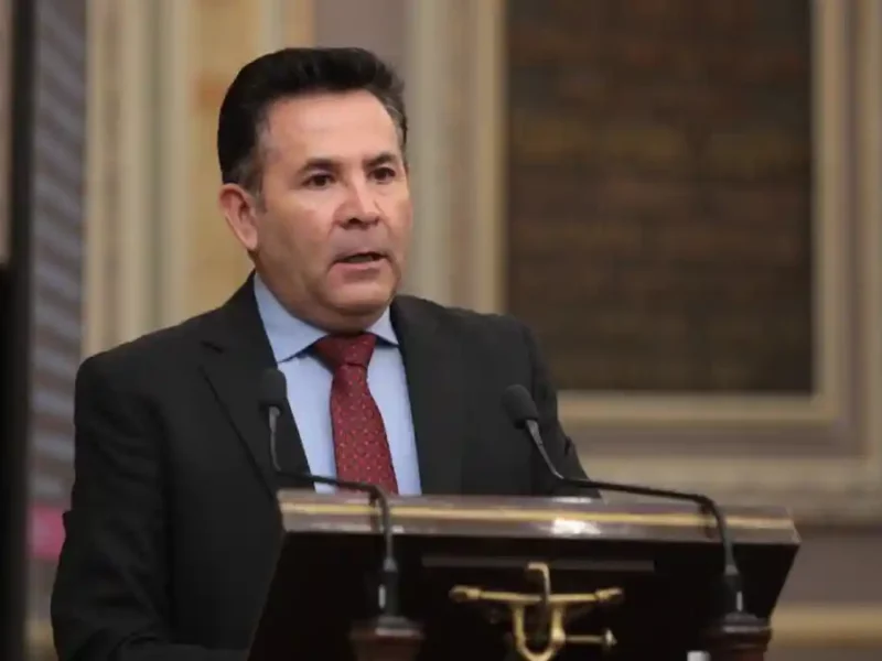 Presentan en el Congreso propuesta para que concesionarios del transporte se capaciten y garanticen servicio eficiente