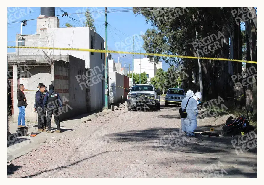 Balean a policía municipal afuera de su casa en Hacienda Santa Clara, Puebla