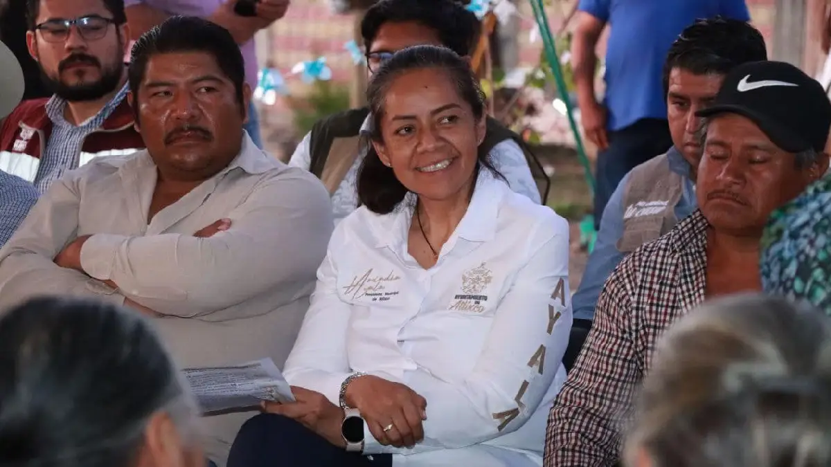 Ariadna Ayala inaugura pavimentación en calles para apoyar a productores de Atlixco