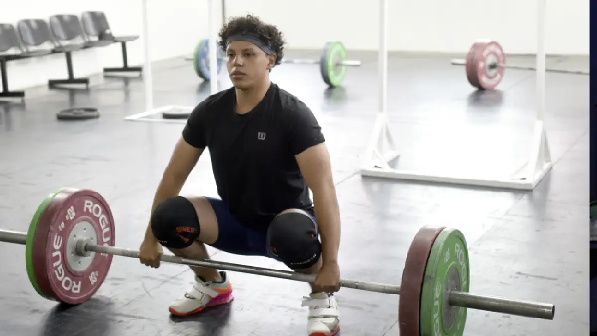 Inaugura la Rectora Lilia Cedillo ampliación del gimnasio para halterofilia
