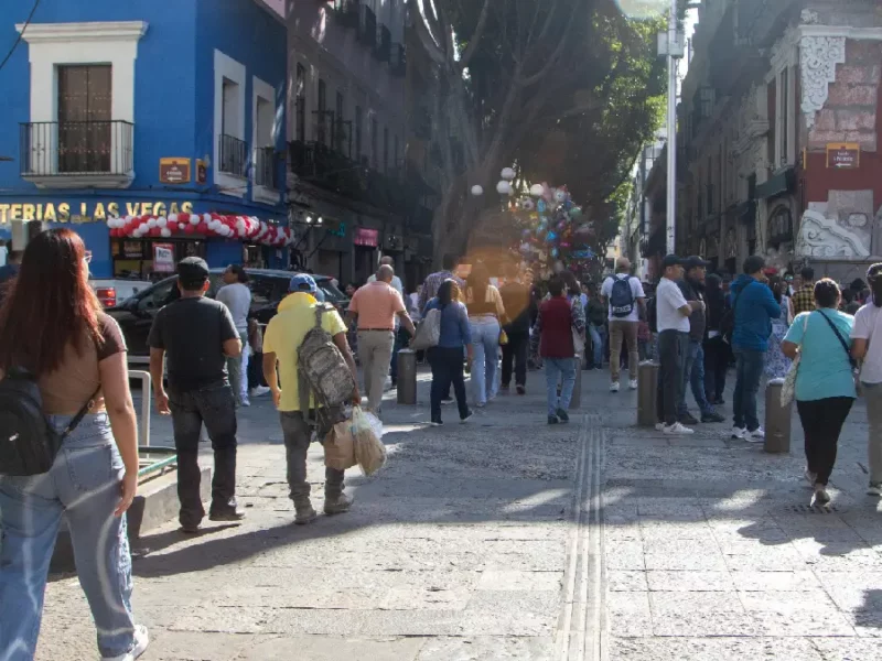 Cumple comercio popular: calles del Centro Histórico libres durante sábado y domingo en el Buen Fin