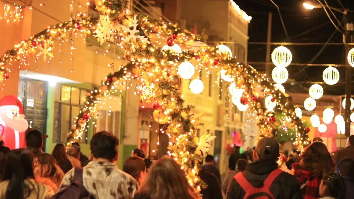 Se encendió la magia en Atlixco; así fue el espectacular arranque de Villa Iluminada