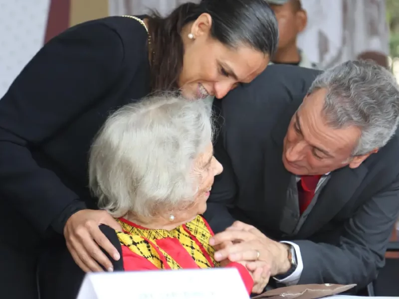 Gobierno de la Ciudad se une al 2° Festival Revolucionario y a la entrega de la medalla "Carmen Serdán" a Elena Poniatowska