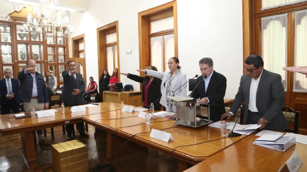 Instala Gobierno de la Ciudad Consejo de Administración de Industrial de Abastos Puebla