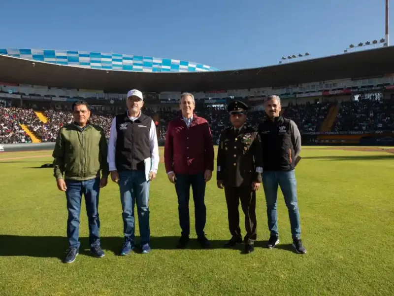 Reconoce Pepe Chedraui a jóvenes que acudieron al Sorteo del Servicio Militar Nacional