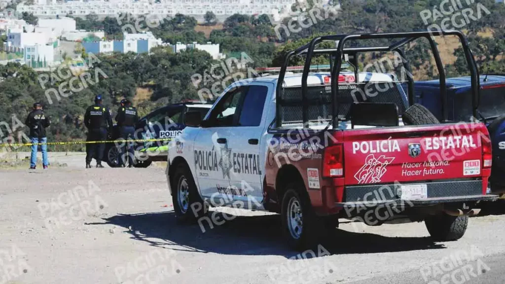Abandonan cadáver con huellas de violencia junto a la carretera a Alpuyeca en Puebla