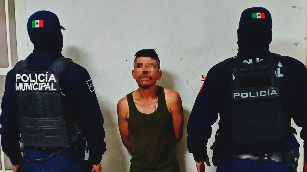 Delincuente asaltaba negocios de Cuautlancingo con arma falsa; policía lo detuvo