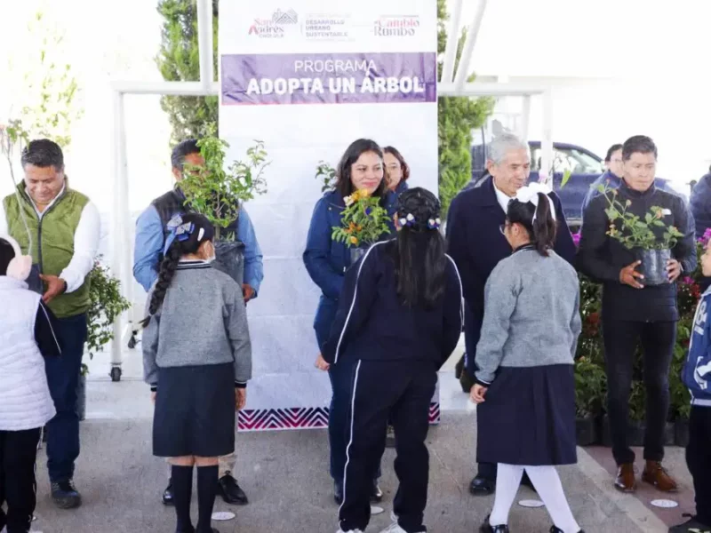 Promueve Lupita Cuautle el cuidado del medio ambiente entre niñas y niños de San Andrés Cholula