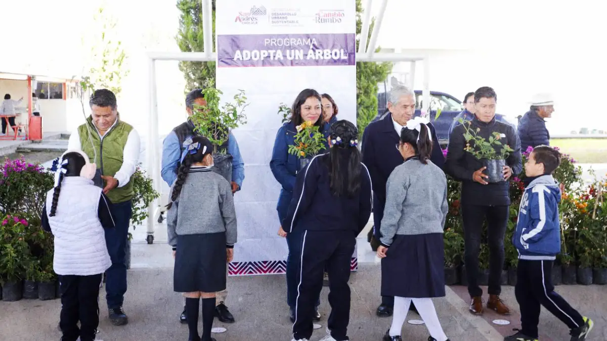 Promueve Lupita Cuautle el cuidado del medio ambiente entre niñas y niños de San Andrés Cholula