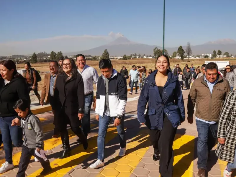 Inaugura Lupita Cuautle Torres la rehabilitación de la calle San Francisco Acatepec