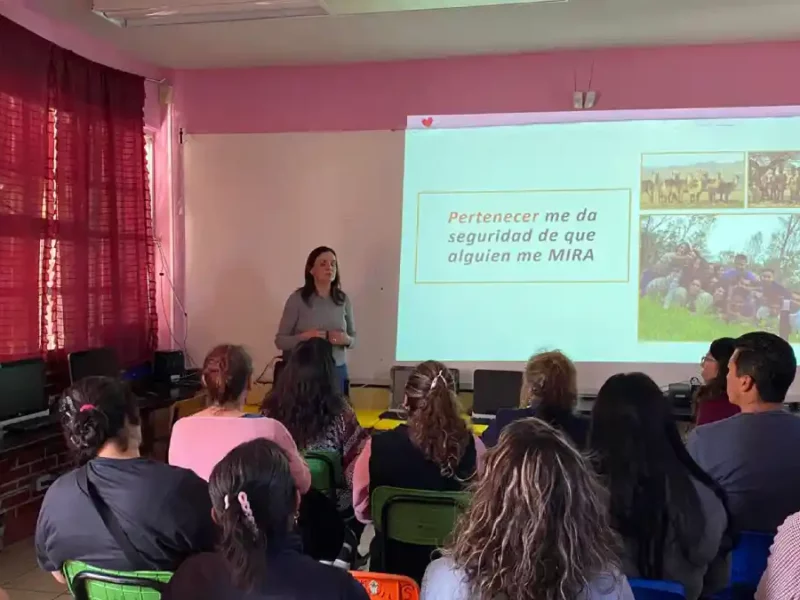 Con pláticas de salud mental continúan los 16 Días de Activismo contra la Violencia de Género en la ciudad de Puebla