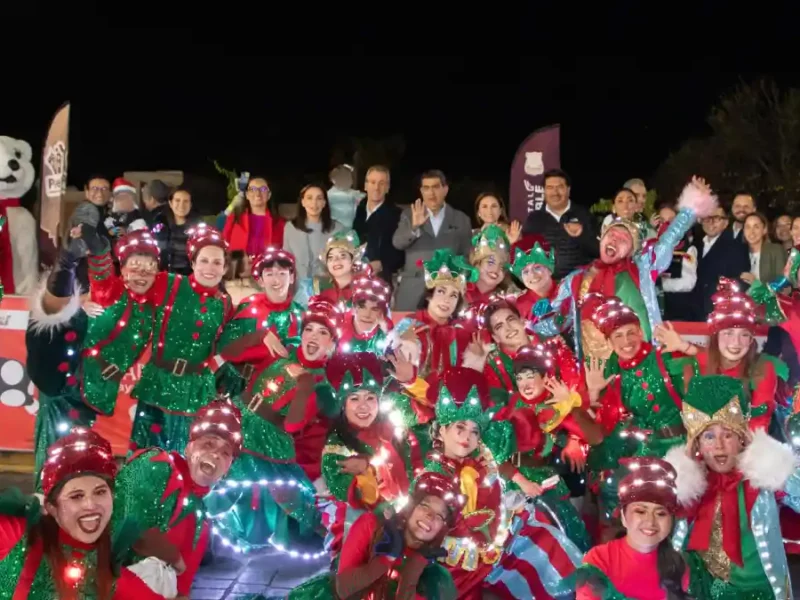 Las y los poblanos disfrutaron de la caravana Coca-Cola 2024 junto con Céspedes y Chedraui
