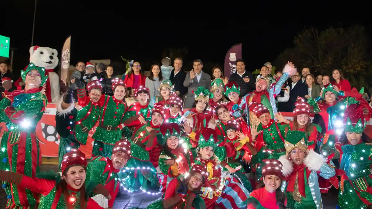 Las y los poblanos disfrutaron de la caravana Coca-Cola 2024 junto con Céspedes y Chedraui