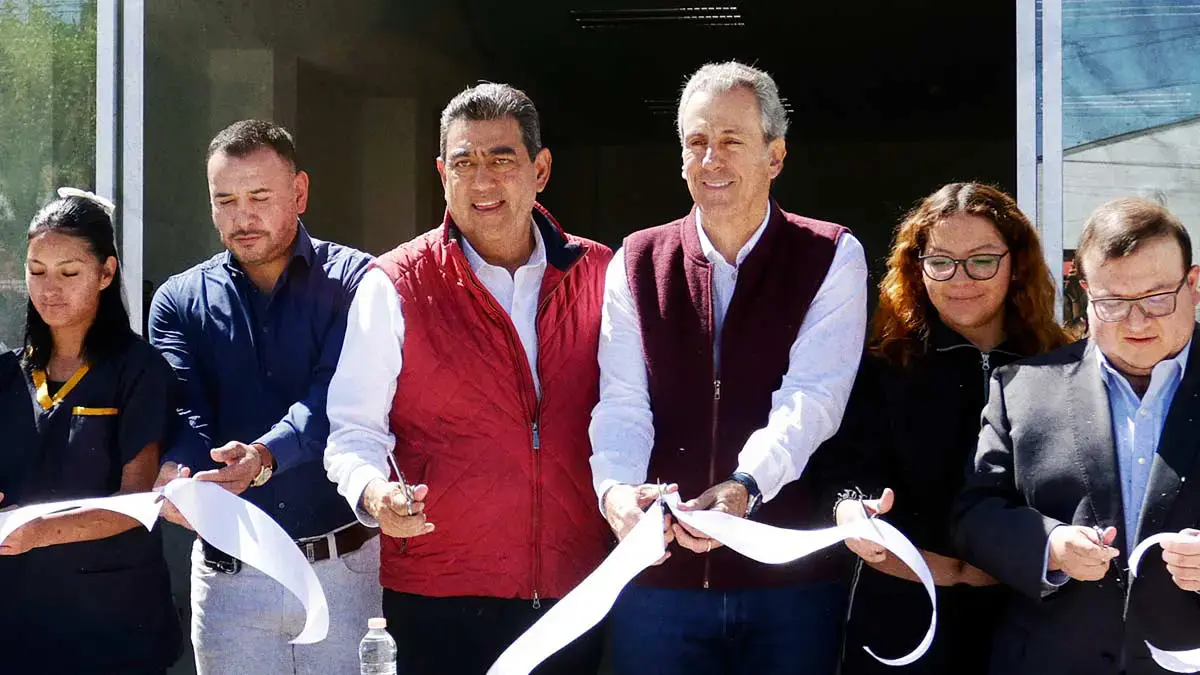Sergio Salomón Céspedes inaugura cinco unidades deportivas al interior del estado de Puebla