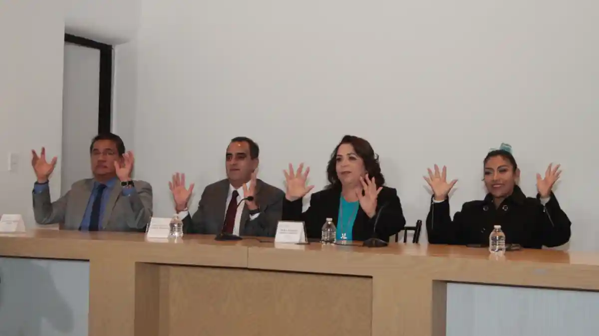 LXII Legislatura entrega reconocimientos a deportistas paralímpicos poblanos