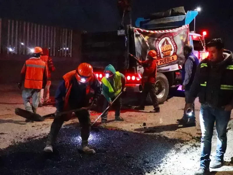 Taparon más de dos mil hoyos en Puebla con Bacheo Nocturno en noviembre