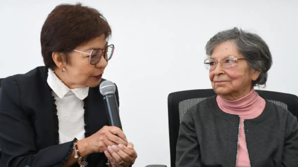 Con ciclo de conferencias rinden homenaje a la doctora Beatriz Baca