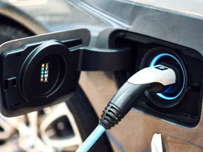 Hasta en cinco años, México estará listo para los autos eléctricos: Canacintra