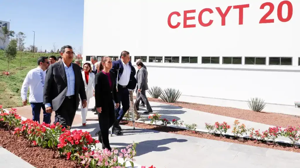 Consolidan Claudia Sheinbaum y Sergio Salomón acceso a la educación como un derecho