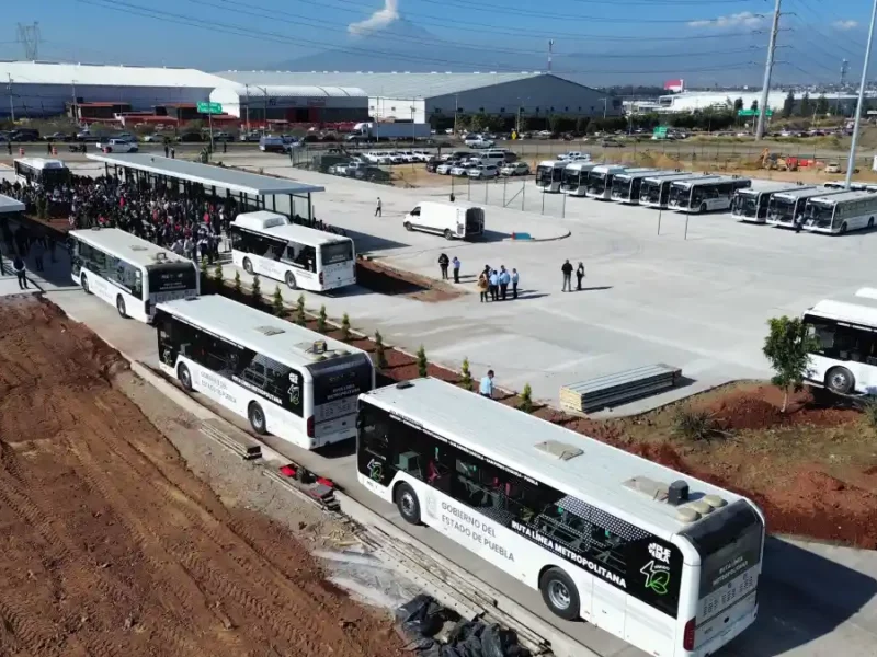 Fortalece gobierno de Sergio Salomón conectividad; inicia Sistema Metropolitano de Transporte