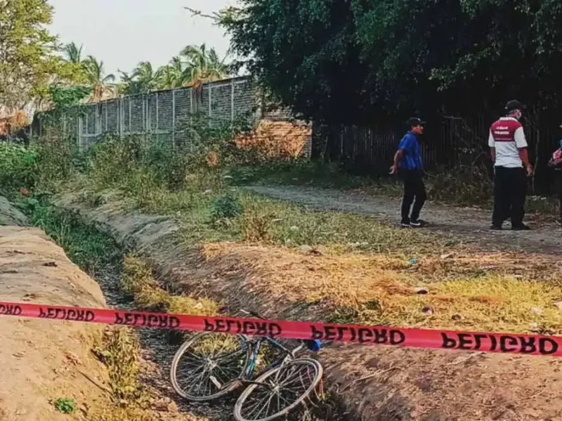 Encuentran cuerpo de hombre maniatado y con tiro de gracia en terrenos de Izúcar, Puebla