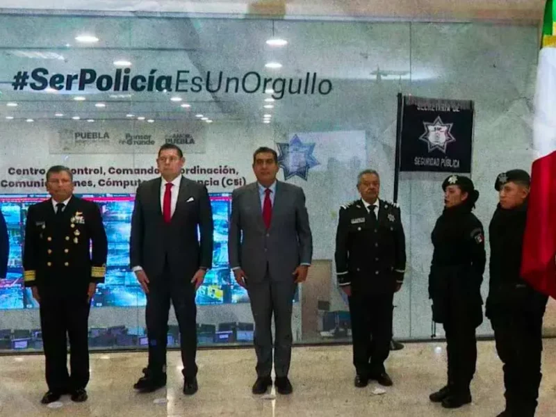 Alejandro Armenta y Sergio Salomón Céspedes encabezan cambio de mando en Puebla