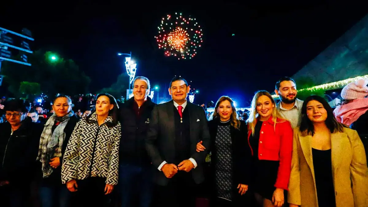 Alejandro Armenta inaugura el Festival Navideño “Por Amor a Puebla”