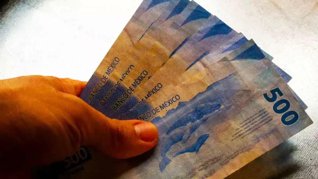 ¿Cuándo se paga el aguinaldo​ y dónde poner una queja si no lo recibes?