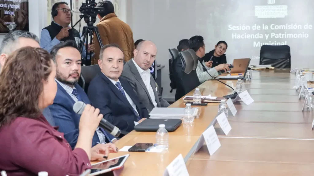 Presenta Puebla capital proyecto de Ley de Ingresos 2025 ante Comisión de Comisión de Hacienda y Patrimonio de la LXII Legislatura
