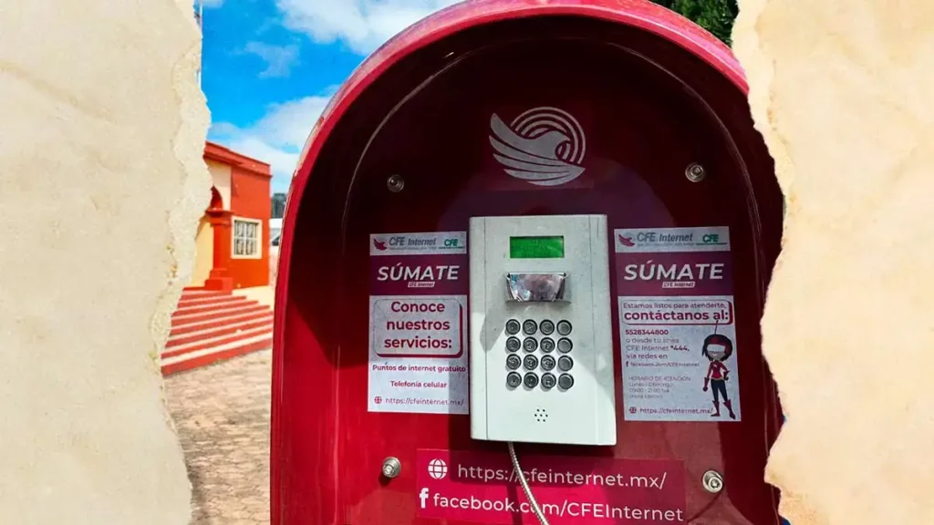 CFE instala 58 cabinas telefónicas al interior del estado de Puebla para llamar gratis