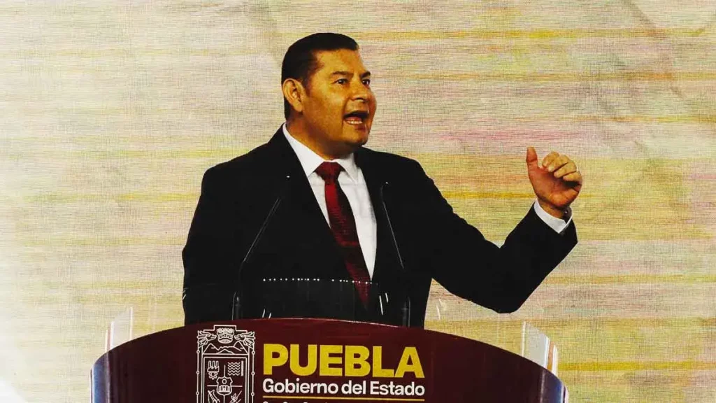 Seguridad para periodistas de Puebla será mi prioridad: Alejandro Armenta
