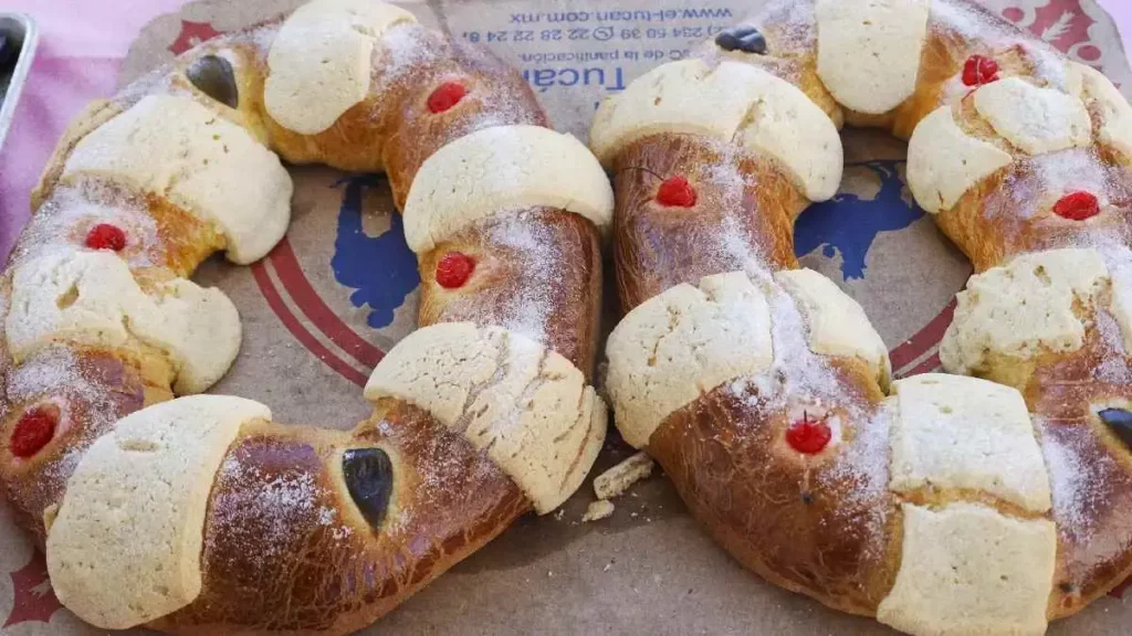 Roscas de Reyes en Puebla rebasan precio habitual; panaderías las ofrecen hasta en mil pesos