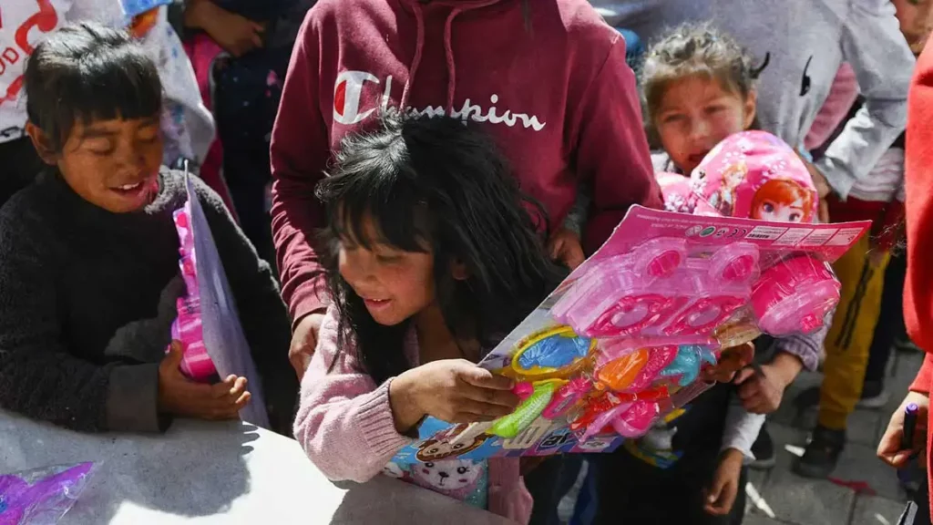 Lugares para donar juguetes en Puebla a niños necesitados el Día de Reyes