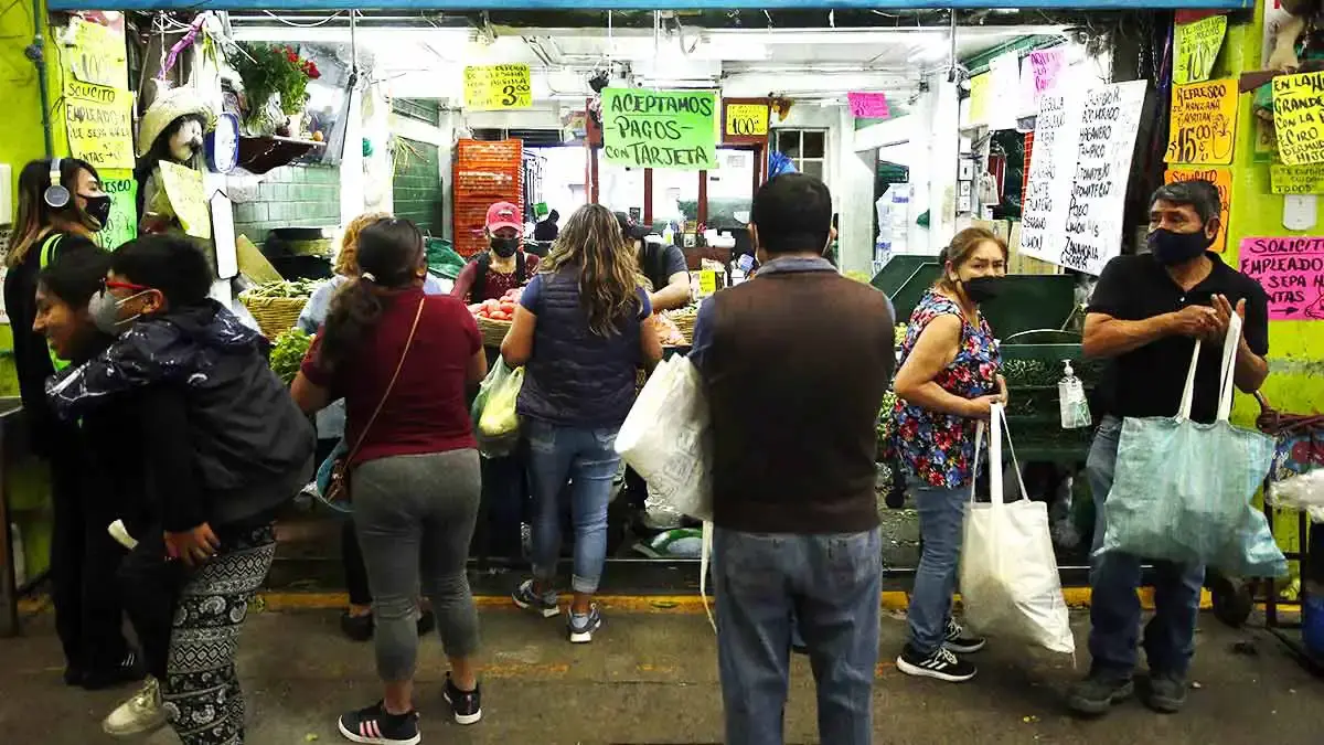 Bodegas clausuradas en la Central de Abasto Puebla eran para extraer huachicol